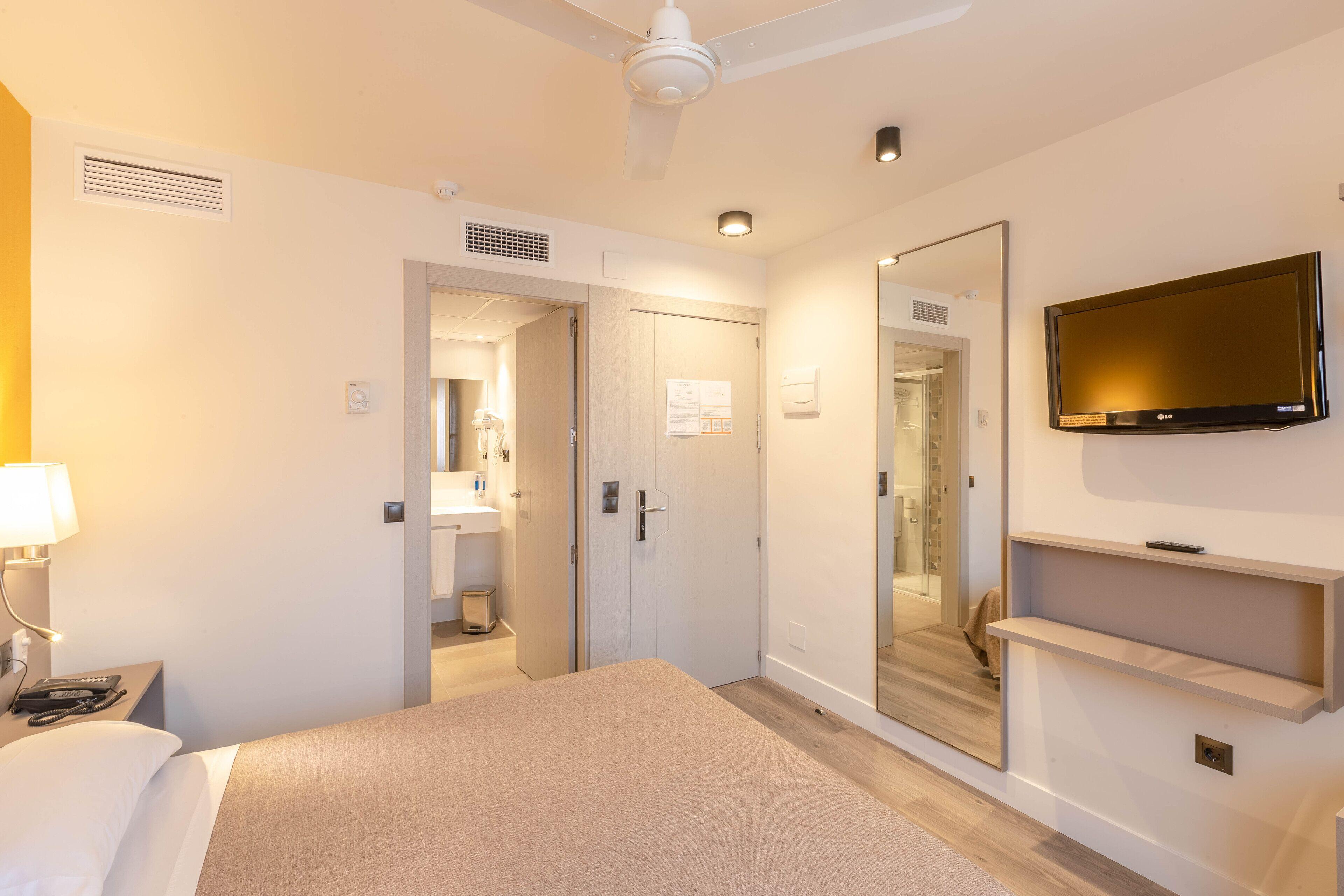 Hotel Zeus — Foto 1
